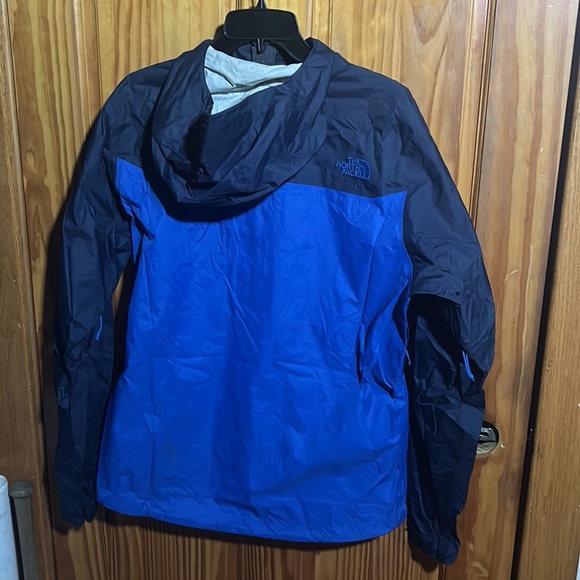 The North Face Hyvent 2.5L Light Jacket Waterproof Shell Packable Outdoor Medium - Picture 7 of 7